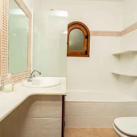 Charming 3-bed Mar Azul Set On Barraca Bay * Balcon del Mar