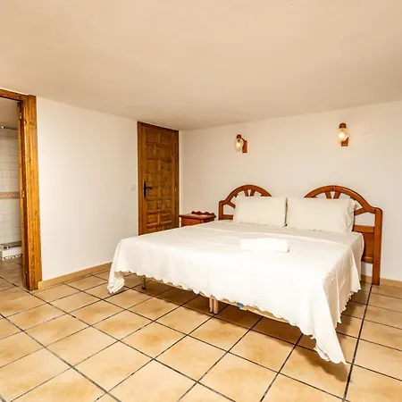 Charming 3-bed Mar Azul Set On Barraca Bay *