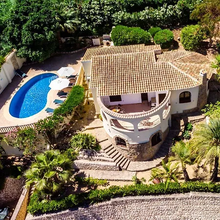 Charming 3-bed Mar Azul Set On Barraca Bay * Balcon del Mar